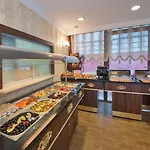 Dalan Old فندق